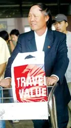 Không hoãn V-League và giải hạng Nhất năm 2006 ảnh 1