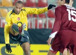 Manchester nhức nhối vấn đề tiềm lực ảnh 2