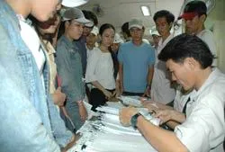 Chấm dứt việc lợi dụng danh nghĩa nhà trường để chiêu sinh