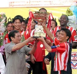 “VFF chưa bao giờ có ý định hủy V-League 2006” ảnh 1
