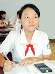 Cô bé mê đọc sách