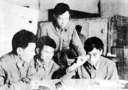 Bài 3: Chuyện một người lính với bầu trời, thương trường và trang viết ảnh 2