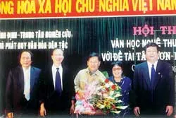 Bài 3: Chuyện một người lính với bầu trời, thương trường và trang viết