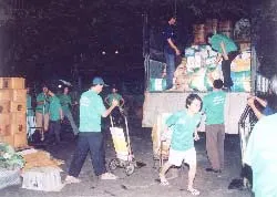 Mái nhà chung của nhân viên bốc xếp