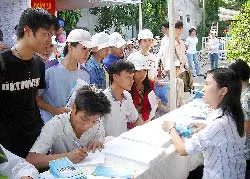 Giữ chân người lao động,bằng cách nào?