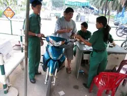 Giữ xe hai bánh, mức giá nào hợp lý?