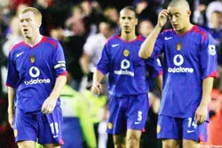 HLV Ferguson:"Trận thua không thể chấp nhận” ảnh 1