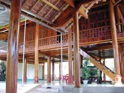 Trở lại “làng ma túy”