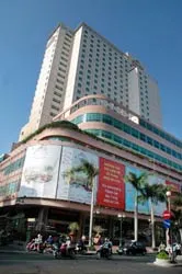 Dự thảo báo cáo Chính trị tại Đại Hội Đảng Bộ Thành Phố Hồ Chí Minh Lần Thứ VIII