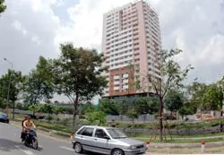 Dự thảo báo cáo Chính trị tại Đại Hội Đảng Bộ Thành Phố Hồ Chí Minh Lần Thứ VIII ảnh 2