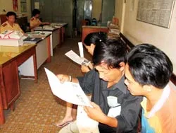 Quyết không  đánh trống bỏ dùi!