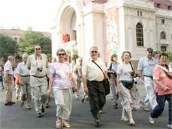 Nhộn nhịp... khách Nga