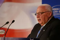 Yêu cầu Quốc hội hoãn bỏ phiếu về ngân sách nhà nước năm 2006