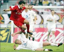 Bayern Munich buông súng ảnh 1