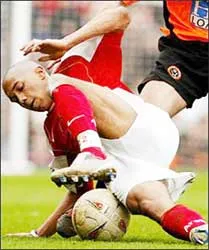 Ca khó choArsenal ảnh 1