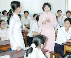 Gây hứng thú cho học sinh trong giờ học sử