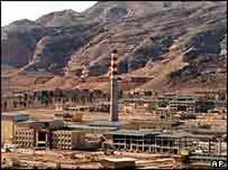 Quốc hội ủng hộ kế hoạch làm giàu uranium