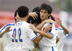 Khi quả bóng vàng tỏa sáng ảnh 1