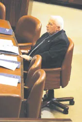 Đề xuất nguyên tắc “đổi độc lập lấy an ninh”