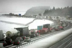 Thời tiết lạnh và tuyết bao phủ rộng khắp