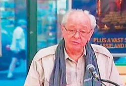 Sách “Chất độc da cam” và “Việt Nam trong hòa bình”