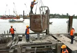 Dự án trên 15 tỷ đồng phải đăng ký đầu tư