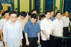 Góp ý về chống tham nhũng