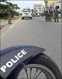 Bổ nhiệm viên tướng cứng rắn để đối đầu với lời đe dọa của phiến quân Tamil