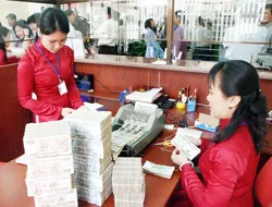 Lãi suất cơ bản của VND tăng lên 8,25%/năm