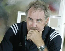 Lời xin lỗi của ông Riedl ảnh 1