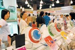 Sôi động mùa mua sắm cuối năm