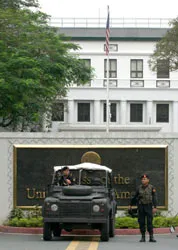 Sứ quán Mỹ tại Philipines phải đóng cửa