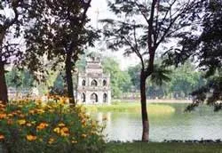 Sáng tác nhiều ca khúc hay, tác phẩm lớn về Hà Nội