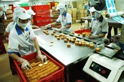 Cuộc đua về mẫu mã, chất lượng và khuyến mãi