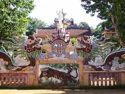 Ai giới thiệu cụ Huỳnh Thúc Kháng