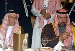 Vẫn sẽ duy trì mức sản xuất 28 triệu thùng dầu/ngày