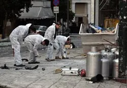 Lại đánh bom liều chết ở Hy Lạp và Lebanon