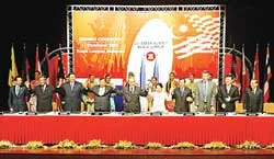 Tăng tốc hội nhập kinh tế