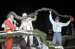 Đêm hội kỷ lục gia và kỷ lục hoa