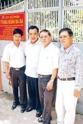 Công ty rất “lính”