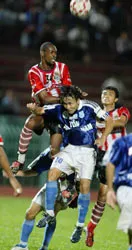 Sân Long An tối 15-12: GĐT. LA thắng TMN – CSG 3-2 ảnh 1