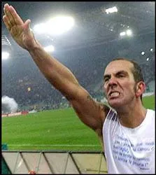 Di Canio & hiểm họa của chủ nghĩa phát xít ảnh 1