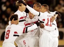 Sao Paulo đoạt chức vô địch