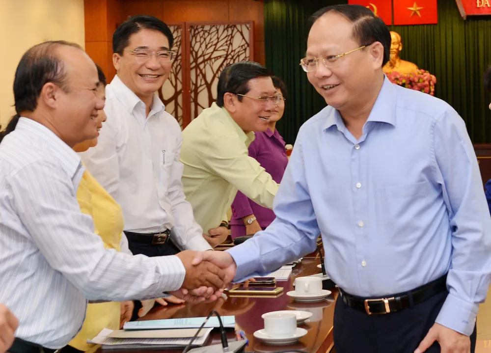 Học tập, làm theo Bác bằng những việc làm cụ thể nhất, thiết thực nhất ảnh 3