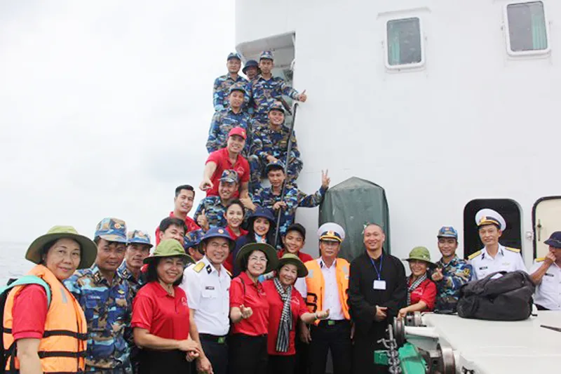 TPHCM hỗ trợ thiết thực các đơn vị trên vùng biển Tây Nam     ảnh 1