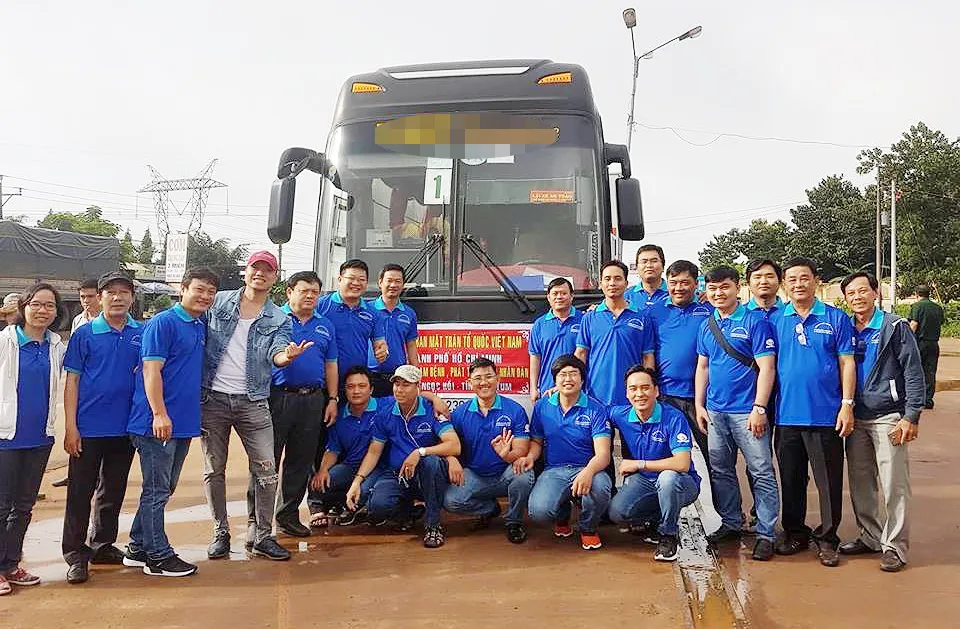 Thăm, tặng quà, giao lưu với đồng bào, chiến sĩ tuyến biên giới Việt Nam - Campuchia    