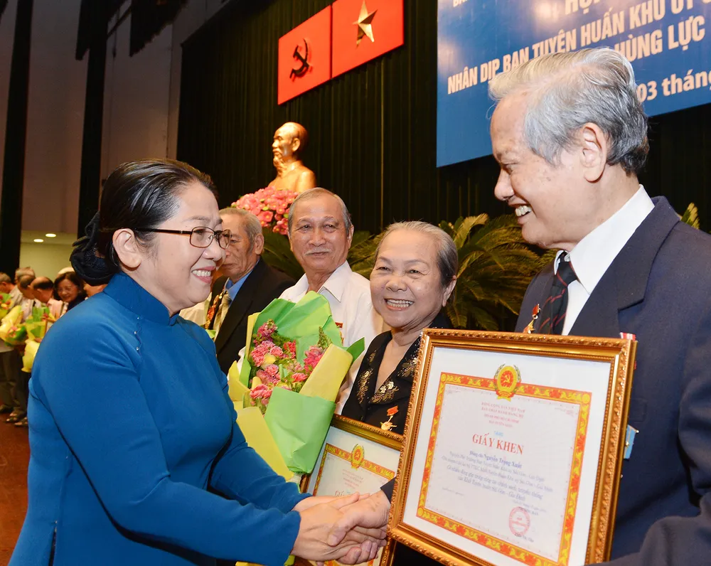 Họp mặt truyền thống Ban Tuyên huấn Khu ủy Sài Gòn - Gia Định ảnh 3