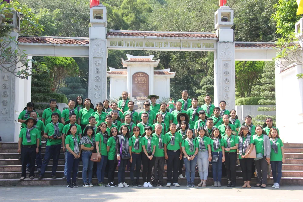 Bắt đầu hành trình “Làng Sen quê Bác - Sông Mã anh hùng” ảnh 2