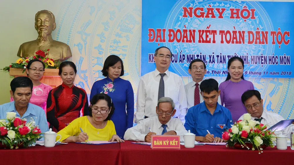 Biểu dương ấp Nhị Tân luôn phát huy dân chủ, đoàn kết, gắn bó các tầng lớp nhân dân ảnh 1