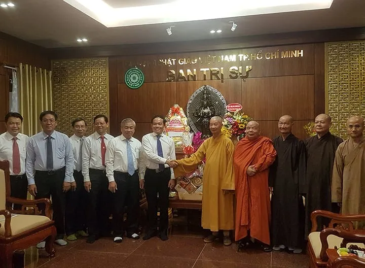Giới tăng ni, phật tử có nhiều đóng góp cho sự phát triển của TPHCM    ảnh 2